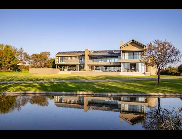 5 BEDROOM HOUSE FOR SALE IN BLUE HILLS EQUESTRIAN ESTATE